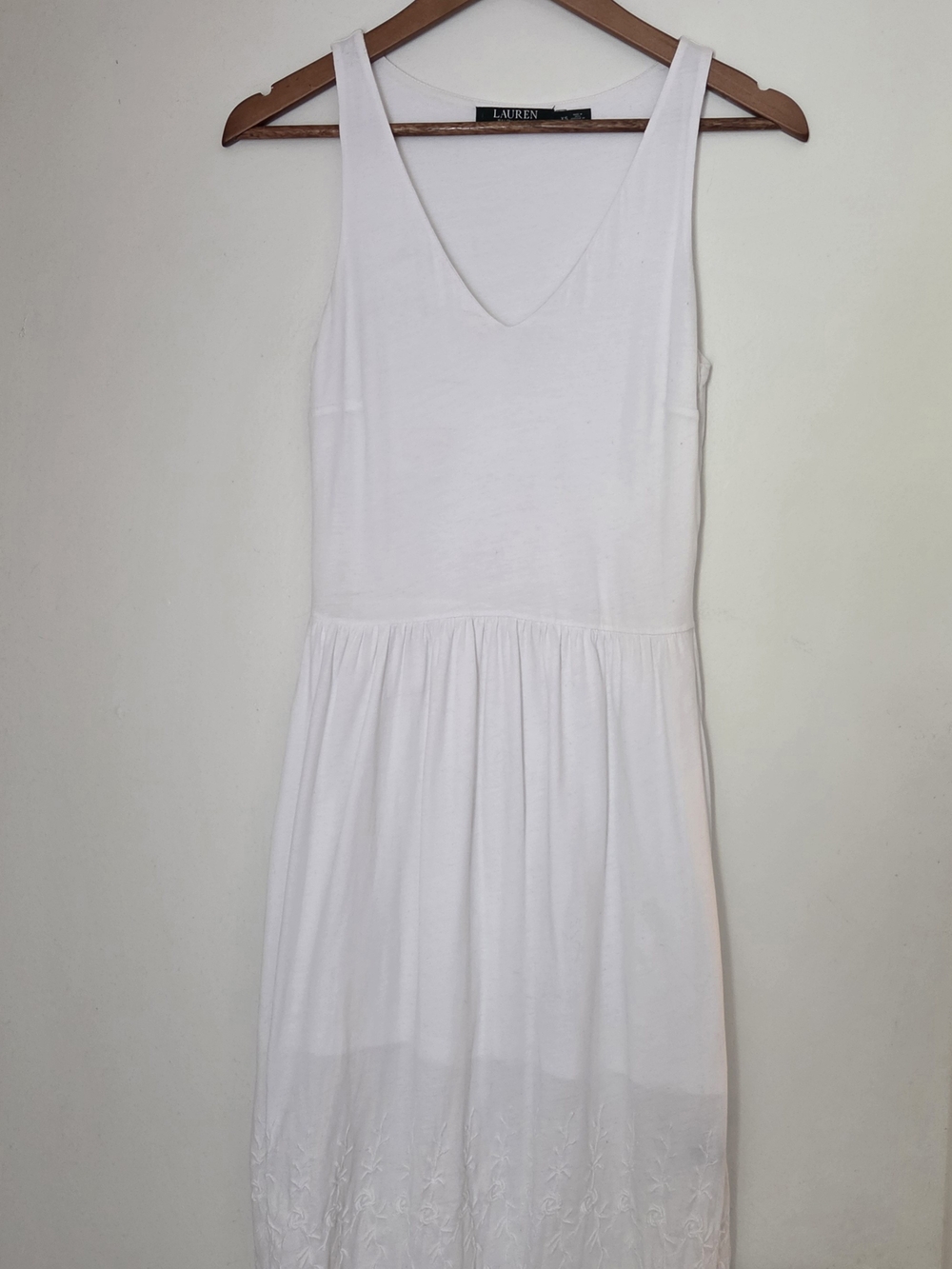Lauren Ralph Lauren White Sleeveless V-Neck Midi Dress